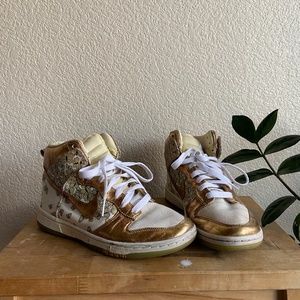 Nike Dunk Hi gold butterfly print